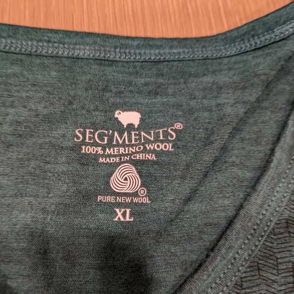 Wool underlayer shirt - Picture 5 of 6